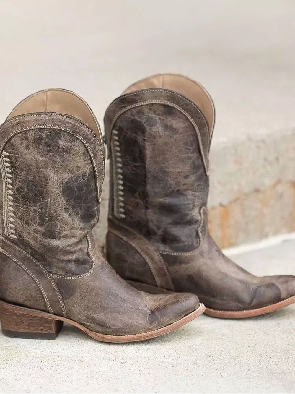 Corral indie Spirit Distressed Brown Leather Western Heeled Boots